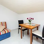 Babilon בית הארחה 3*