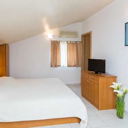 Babilon 3* Dubrovnik