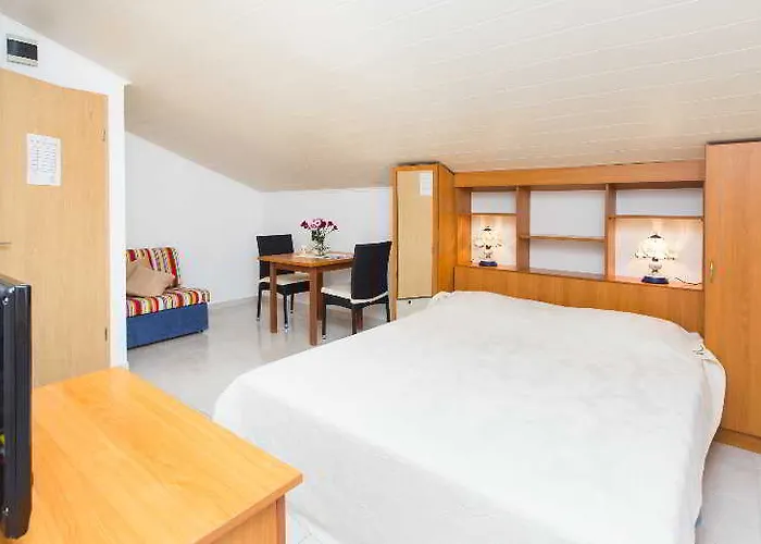 Babilon 두브로브니크